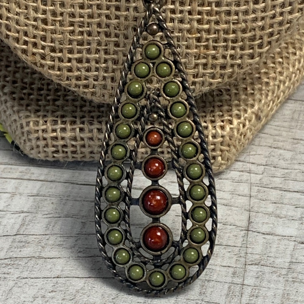 Vintage Style Bronze Teardrop Filigree Pendant Necklace Green Brown Beads 20 In